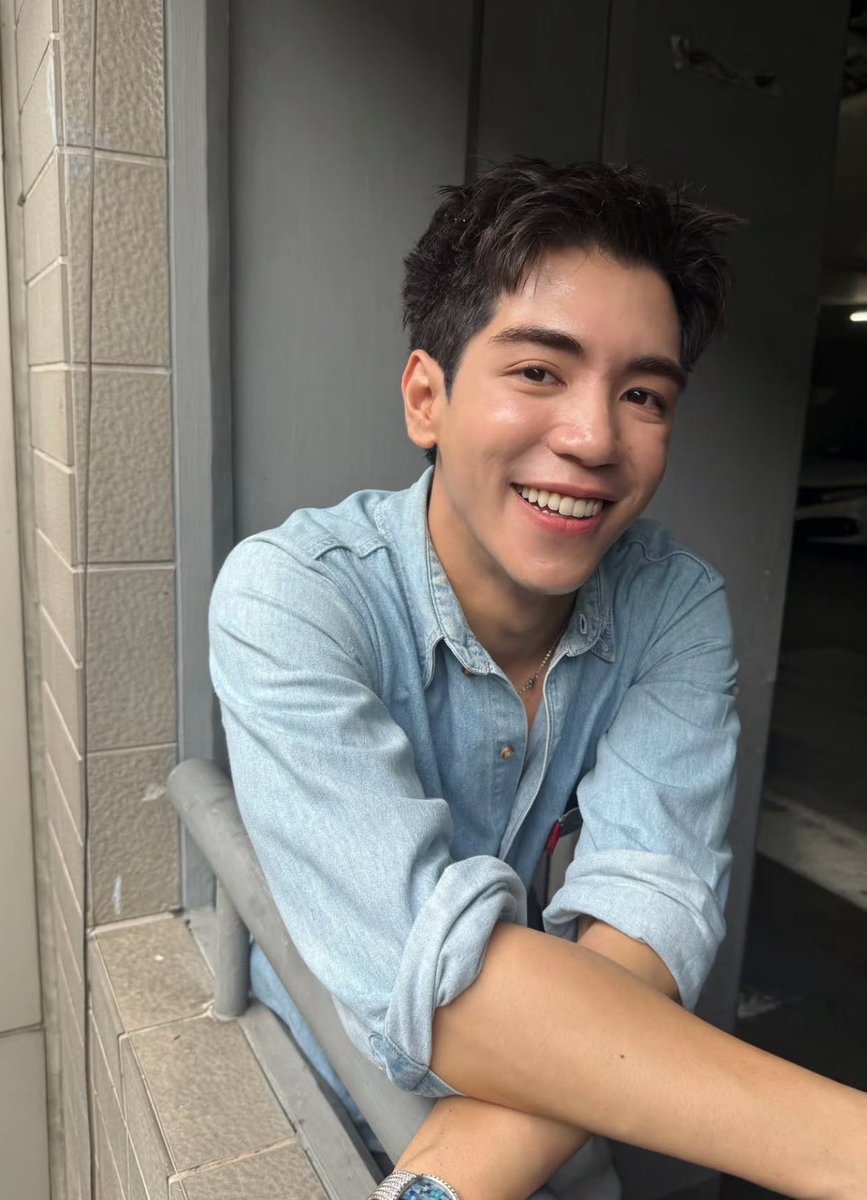 ilstrawberrytea's tweet image. อยากให้รางวัลคนที่ยิ้มสวยที่สุด 🦷🥺

#PIDEmonthapoom