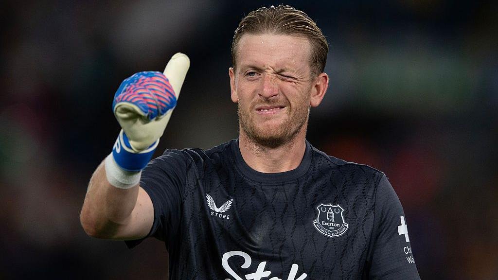 TouchlineX's tweet image. 🚨 𝗡𝗘𝗪: Best Everton player per year, according to Perplexity:

🔵 2000: D. Unsworth
🔵 2001: D. Unsworth
🔵 2002: T. Gravesen
🔵 2003: T. Gravesen
🔵 2004: W. Rooney
🔵 2005: T. Cahill
🔵 2006: M. Arteta
🔵 2007: M. Arteta
🔵 2008: M. Arteta
🔵 2009: T. Cahill
🔵 2010: L.