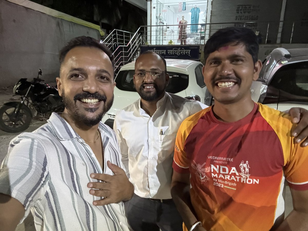 TejasGandhi3's tweet image. A few moments from the past couple of months with some amazing BNI members. Beyond business, it’s the conversations, connections and friendships that make it all worthwhile. 🙌

#BNI #Networking #Relationships