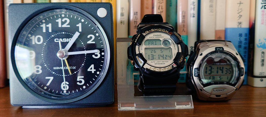 CCR_EASYRIDER's tweet photo. 定期的チェックです。チプカシは+5秒、イルクジのベルトとベセル黒染めは-6秒。1月1日からなので、4ヶ月経ってこの状況。調整当初イルクジは最も差が小さかったのですが、経年でズレが広がるのは何故か。
#ジーショック
#チプカシ https://t.co/bl0Quh6moW