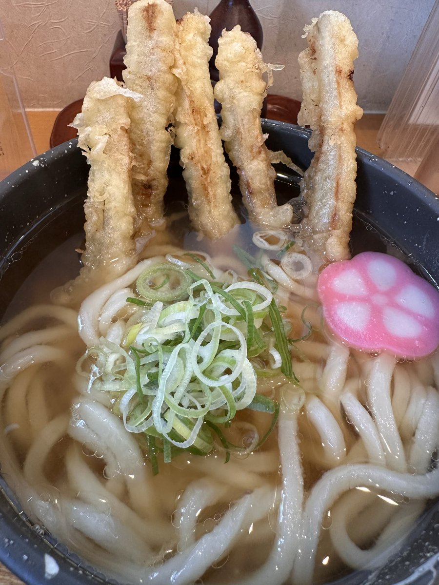 アルバ tweet media