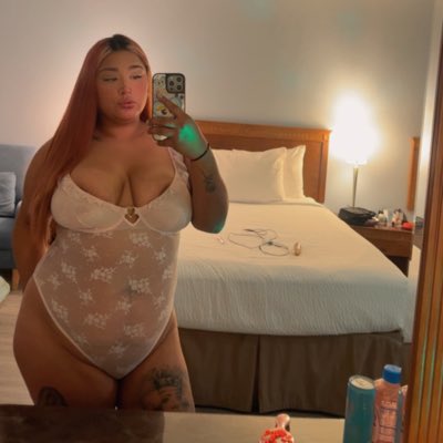UrMommyDee's tweet photo. #NewProfilePic https://t.co/R4LnVWAmnw