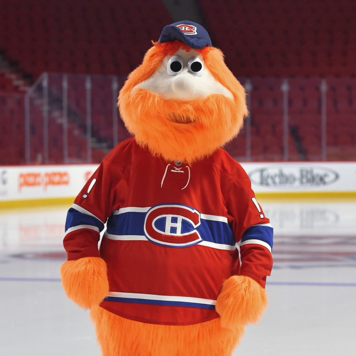 ChrystiaC's tweet image. #Adoption matters. Especially at home.  #Youppi @ashkan
