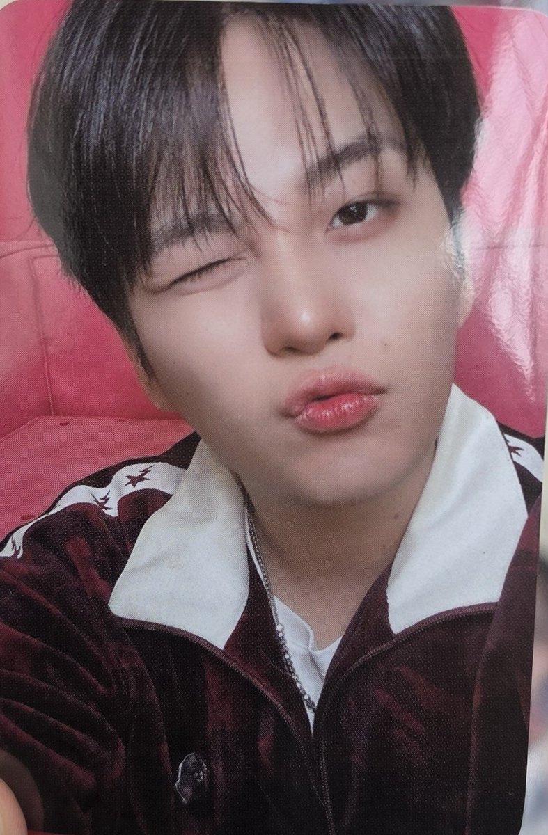 쫑덕 tweet media