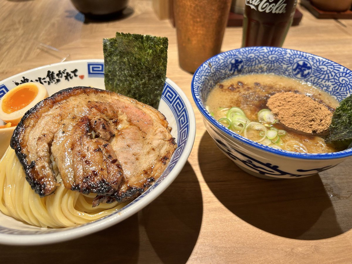 つじお tweet media
