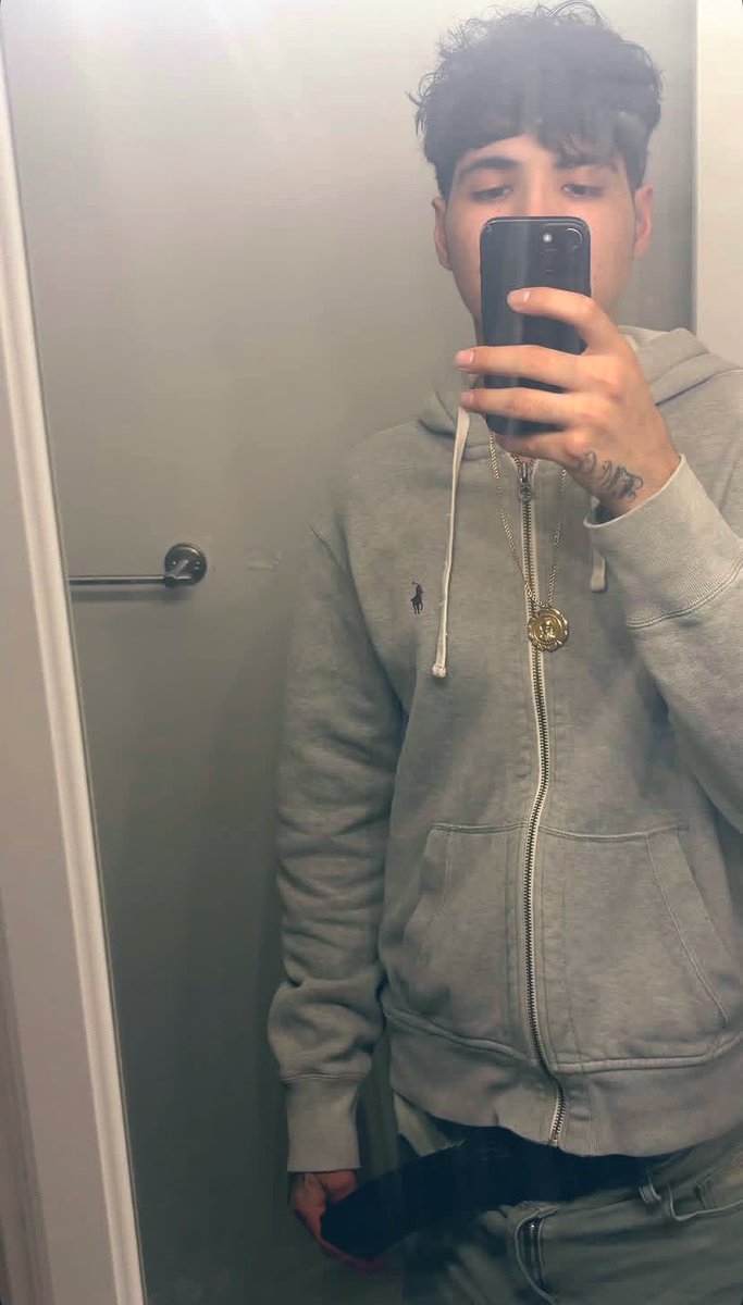 ss10unknown's tweet photo. 👣👣 https://t.co/1U5eJHp3Hh