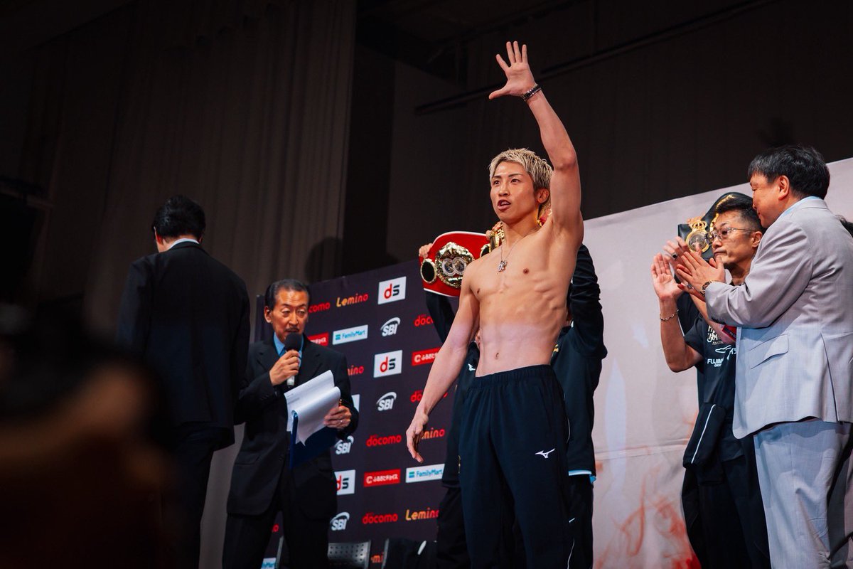 公開計量
良く仕上がった！！
リカバリー含めまだまだやる事は沢山
明日のリングで証明する
明日5月2日は会場またはレミノPPVにて応援よろしくお願いします！
x.gd/hWBUT