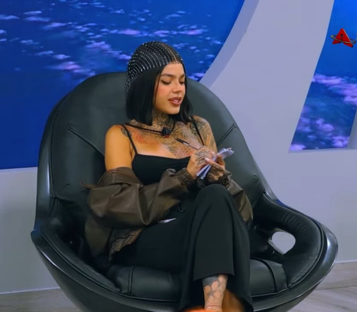 ANGIE 🦋 tweet media