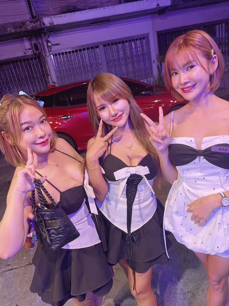 itzysnackbar's tweet photo. #ITZY です✨

連休が始まりましたね🚗
道はどこも渋滞ばかり💦
そんな時はITZYに遊びに来てください😁
かわいいスタッフがお待ちしてます🩷

#snack
#bar
#karaoke https://t.co/bwZIDsU5D4