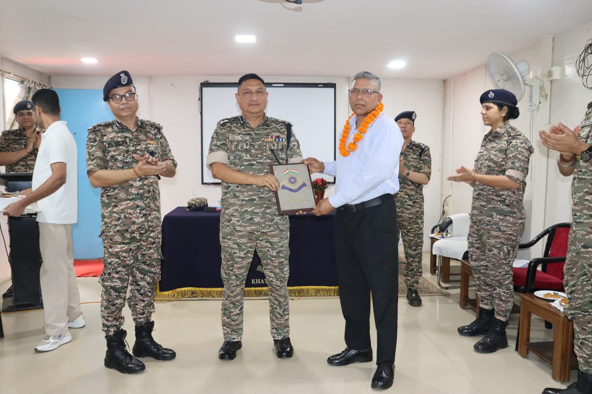 crpfindia's tweet image. Under the dynamic leadership of DG, #CRPF Shri @gpsinghips, the #CRPFWelfareDirectorate continues to set new benchmarks in service delivery.

#CRPFWelfareDirectorate has once again achieved 100% Pension Payment Orders this month for superannuating personnel. This is not a