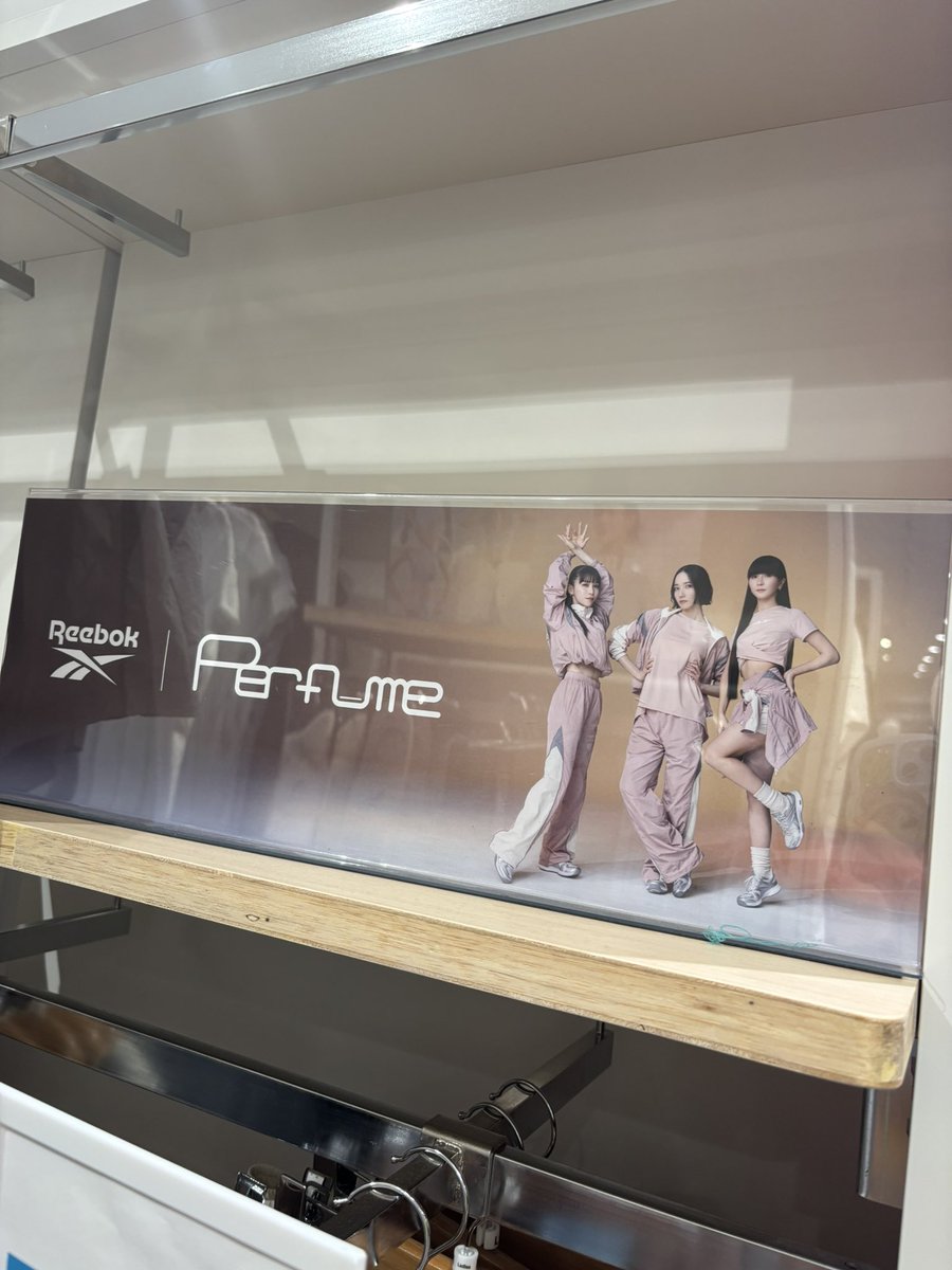 Perfumoenosuke's tweet photo. まだあったー！
買えました🩷
#prfm #reebok https://t.co/XU7TkHYNE4