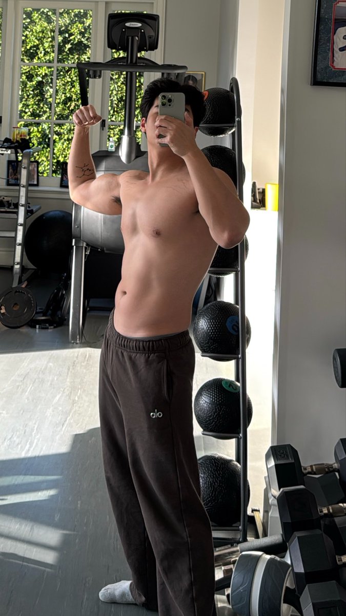 NICK ✨ tweet media
