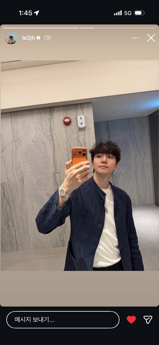 옥택연두근두근 tweet media
