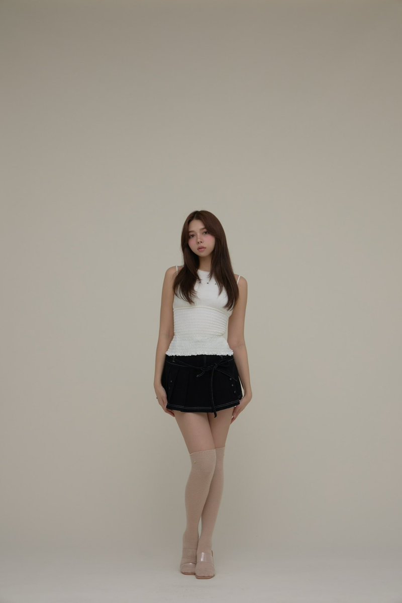Kika button mini skirt color beige/black size s/m ¥11000-tax in 腰