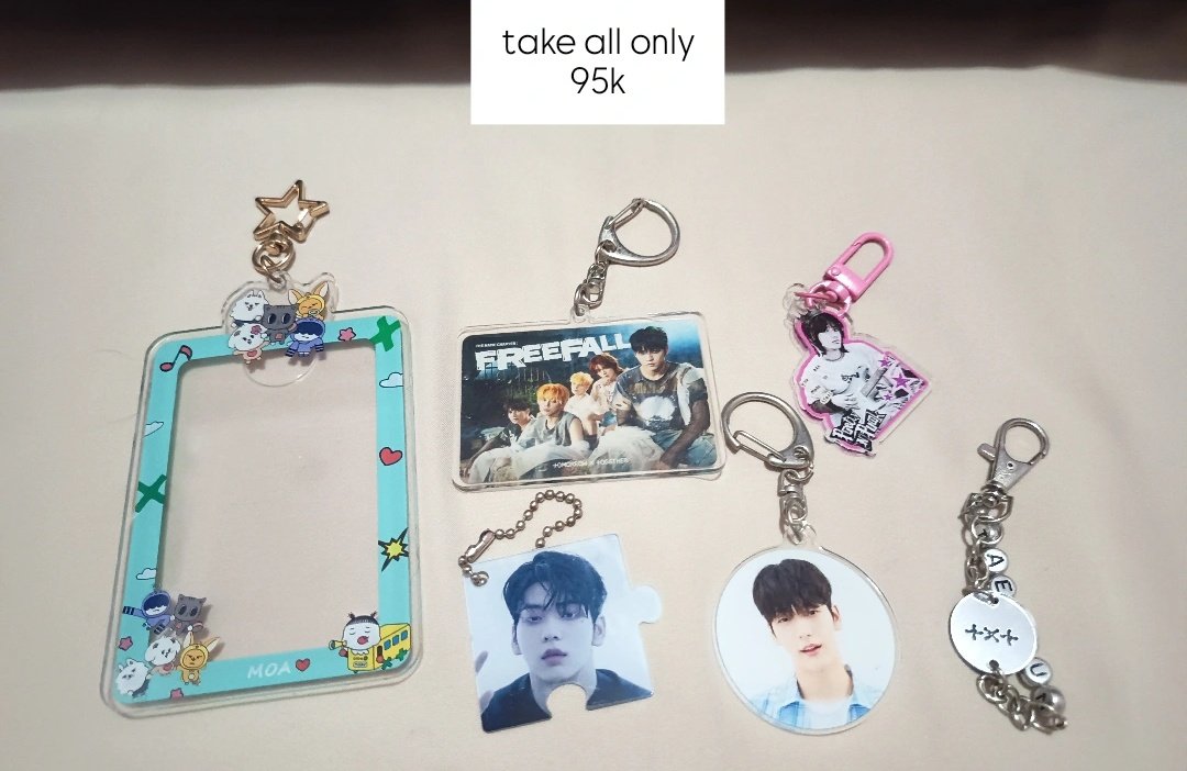 yakanrin's tweet photo. pls help repost 🙏🏼

wts want to sell txt ina

dom tangsel
good condi
no cancel no hnr
no cicilan
splitpay ✔️ 
Inc packing - exc fee adm oren

t. txt ina tubatu ppulbatu soobin yeonjun beomgyu taehyun heuningkai album pc photocard https://t.co/UC38G2H5hU