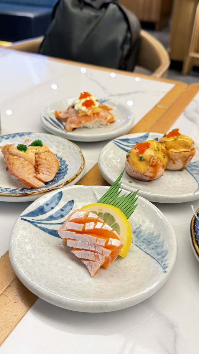 protonvibes's tweet photo. aduh kalau bisa dinikahin udh ku nikahin dari dulu nih sushi https://t.co/v7RcYVqH1W