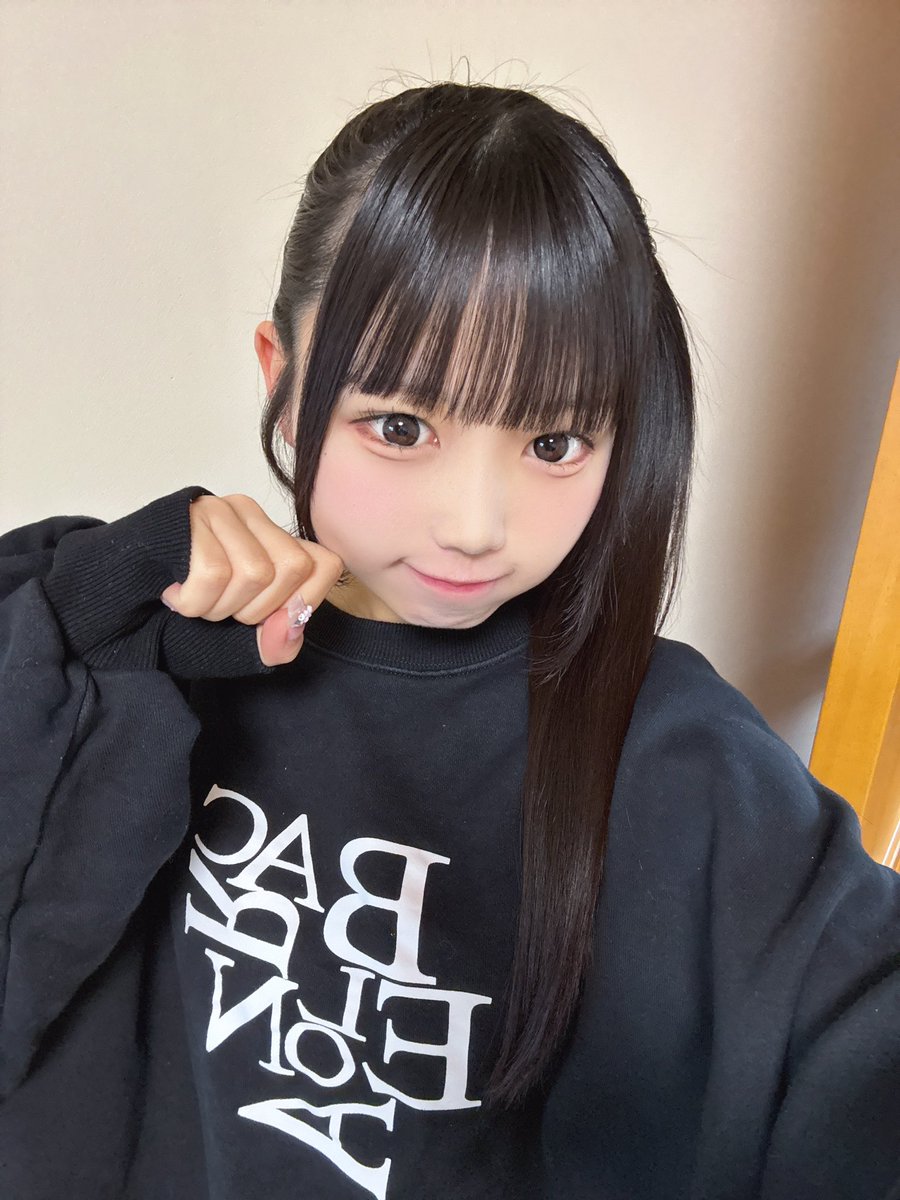 もっと上手に歌いたい
もっとかしこくかわいくなりたい
理想にはまだ遠いけど
私はあなたのアイドルでいたい