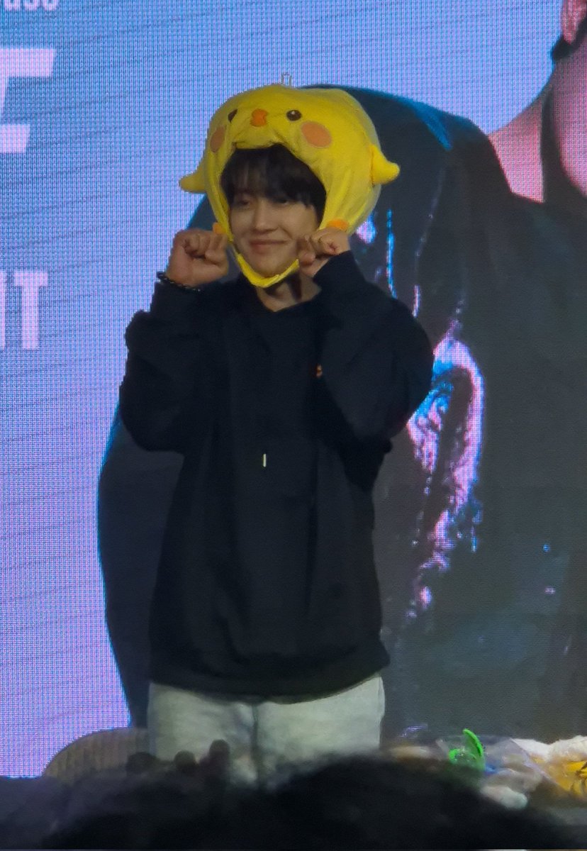 aocado_5o1's tweet photo. 열일하는 그대여.. https://t.co/aaKrUAgDYN