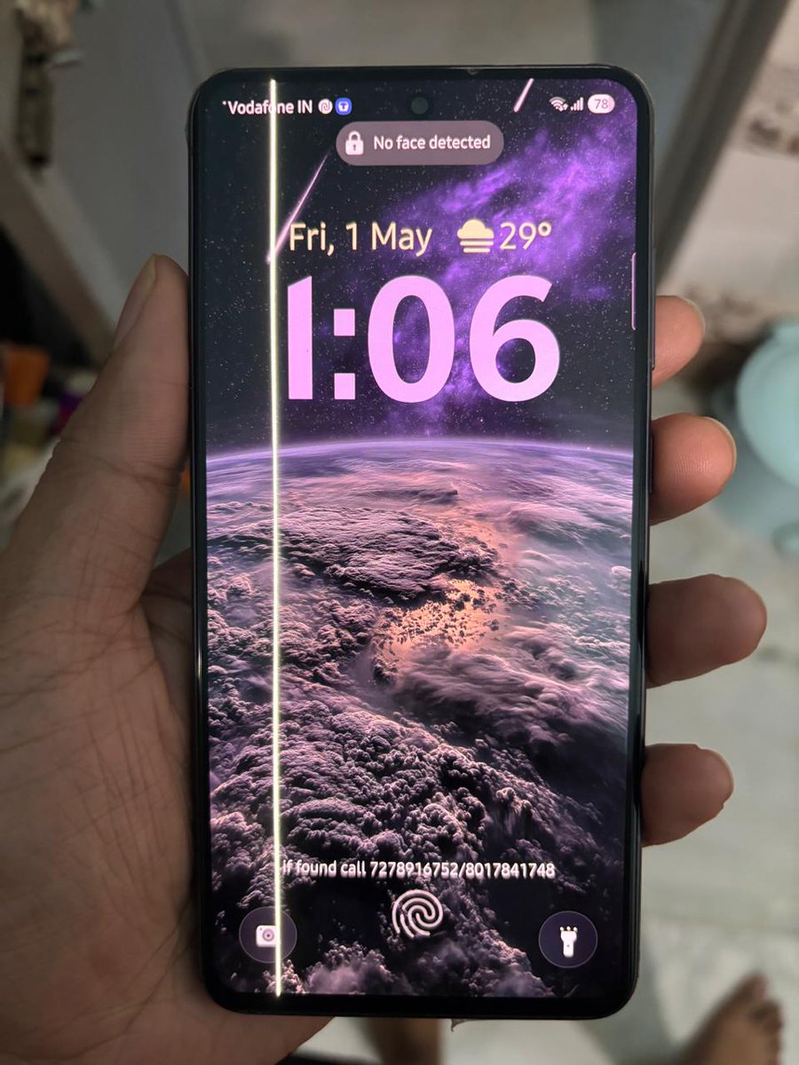 Bantidas78's tweet photo. Got Samsung Galaxy S21FE in Apr22 for 50k. Screen developed white lines after 2 yrs without any damages. Spent days with their CC reps for free screen replacement. Replaced the screen in Apr24 (Paid 14k). 2 yrs later same. Again no damages etc from my part. @SamsungIndia https://t.co/WR6xjm1XsG