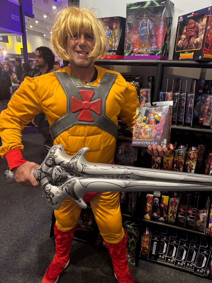 ToyclickCOZA's tweet image. Have costume? Come pose at G225 at #CTCC and get 10% discount

#spiderman #heman