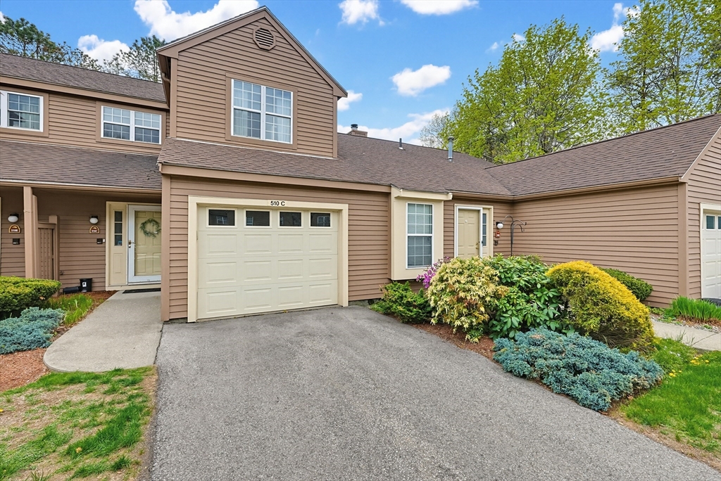 AdamSinewitz's tweet image. 📅 OPEN HOUSE | ⏰ Sun, May 03, 2026 12:00 PM - 01:30 PM

🏠 510 Ridgefield Cir #C, Clinton, MA 01510

adamsinewitzrealestate.com/2026/05/01/new…