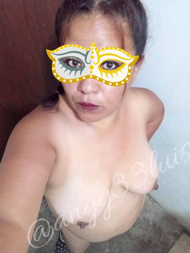 sara33 tweet media
