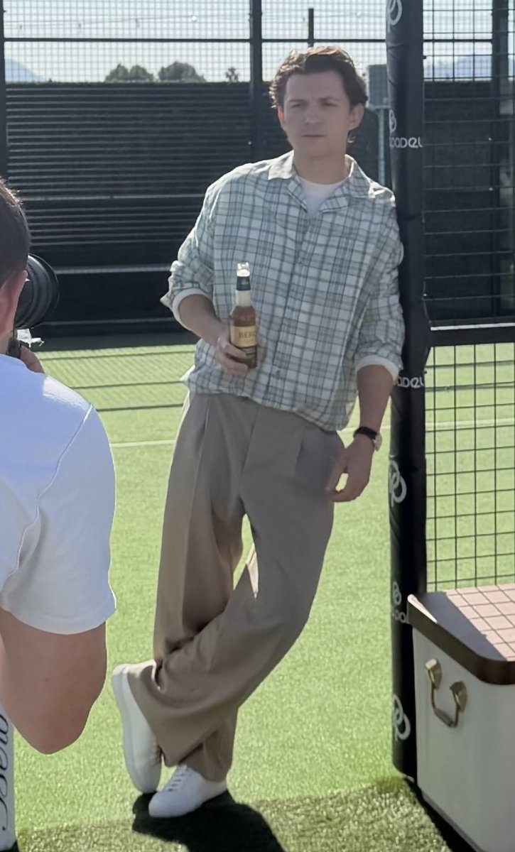 Tom Holland Updates tweet media