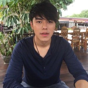 คิวกับยาหยีก่อนมียี่หวาอะ