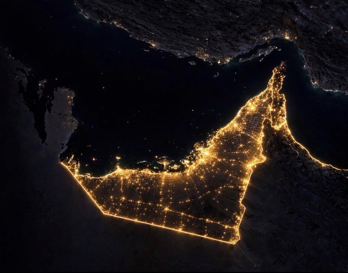 محبي الشيخ زايد بن سلطان ال نهيان tweet media