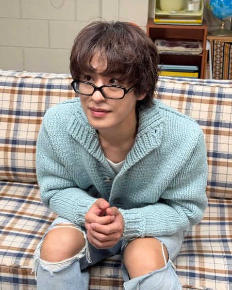 두빵 tweet media