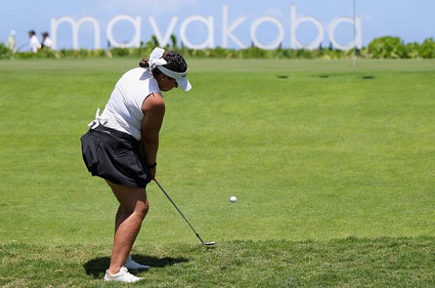 GEBDeportes's tweet image. 🏌️‍♀️#Golf #LPGA #RivieraMayaOpen #DatoGEB

La golfista mexicana Gaby López inició la 1° ronda del Riviera Maya Open at Mayakoba en la 4° posición con un total de 68 golpes, a 2 de distancia de las líderes, la estadounidenses Brianna Do y Melanie Green.

Participan en el torneo