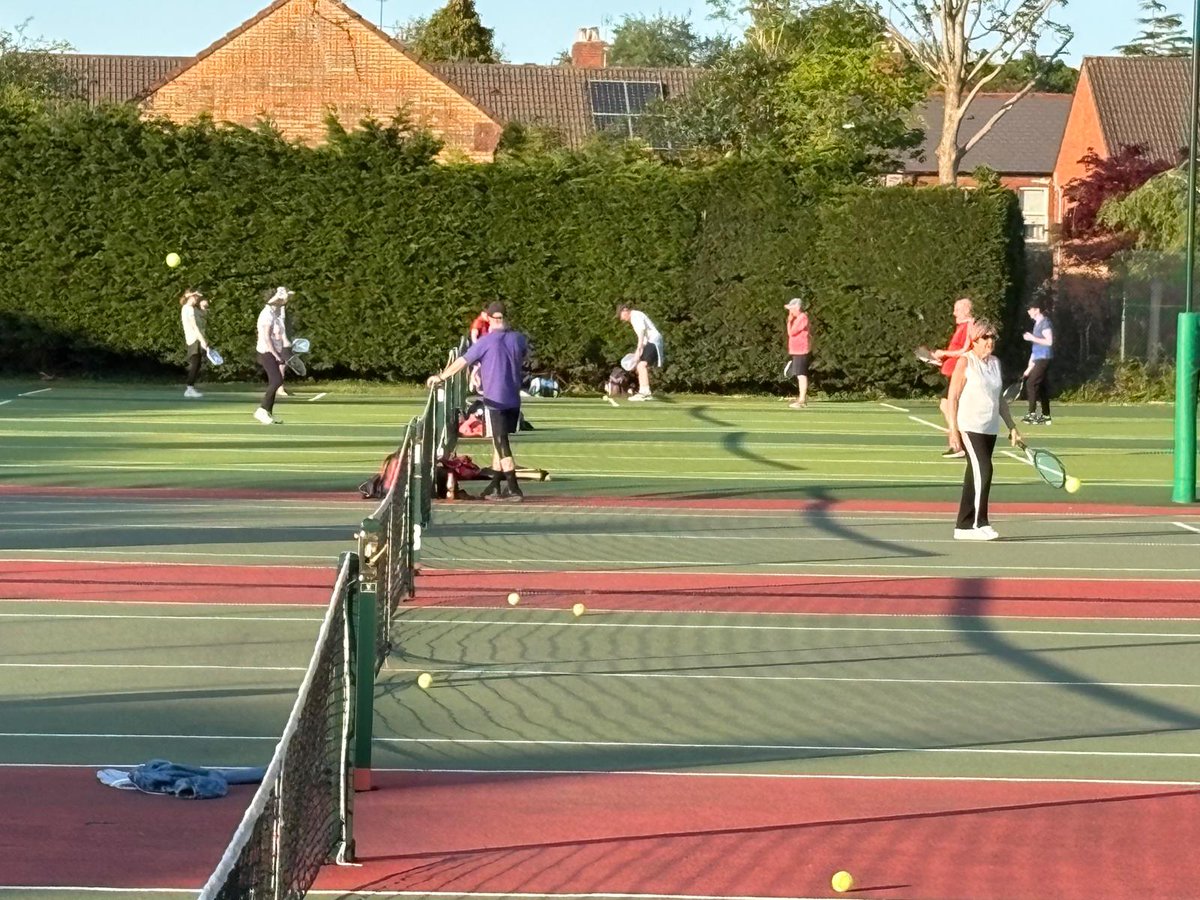WTC_Cardiff's tweet photo. Busy night on and off court for the social tennis season-opener last night. Fun, sun and tennis done😁 https://t.co/rrrm7rt9ou