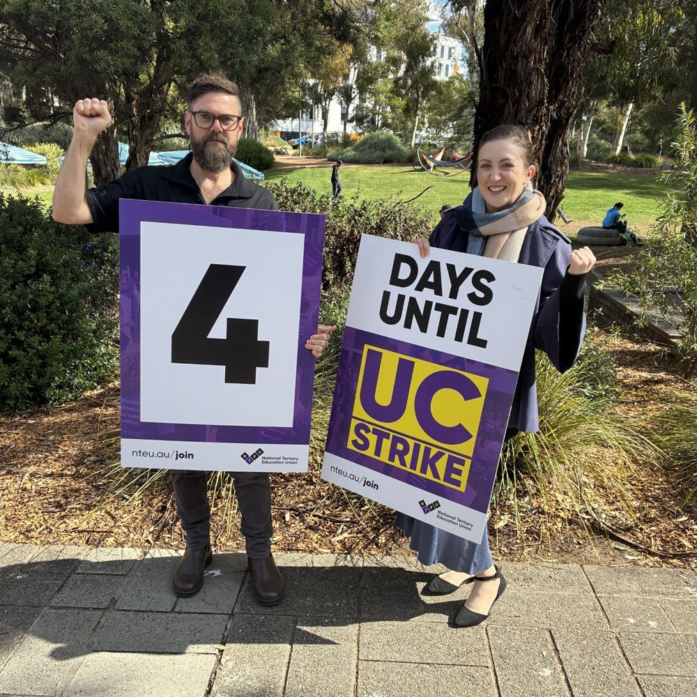 NTEUACT's tweet photo. 4️⃣ days until #UCstrike
Want to help resolve workloads, job security, cost of living relief?
@Unicanberra staff are taking action 12:30, Tuesday 5th May.
Join @NTEUnion today at https://t.co/REVce4Vhct. ✊️ https://t.co/wC8TEoRjWj