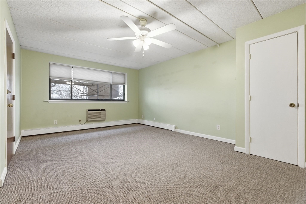 lisasantilli's tweet photo. 💸 PRICE REDUCTION | 💲 399,000

📍 50 Water Street #46, Medford, MA 02155
 🛏  2 bed  🛁  1 bath  📐 792 sq. ft.

https://t.co/RuhyfgrKKG https://t.co/gGPNyObAeI