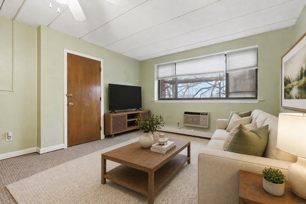 lisasantilli's tweet photo. 💸 PRICE REDUCTION | 💲 399,000

📍 50 Water Street #46, Medford, MA 02155
 🛏  2 bed  🛁  1 bath  📐 792 sq. ft.

https://t.co/RuhyfgrKKG https://t.co/gGPNyObAeI