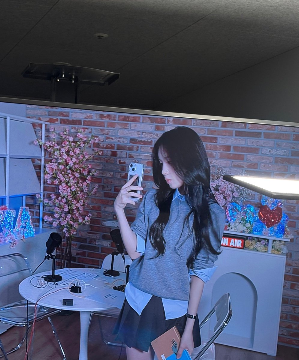 맹.. tweet media