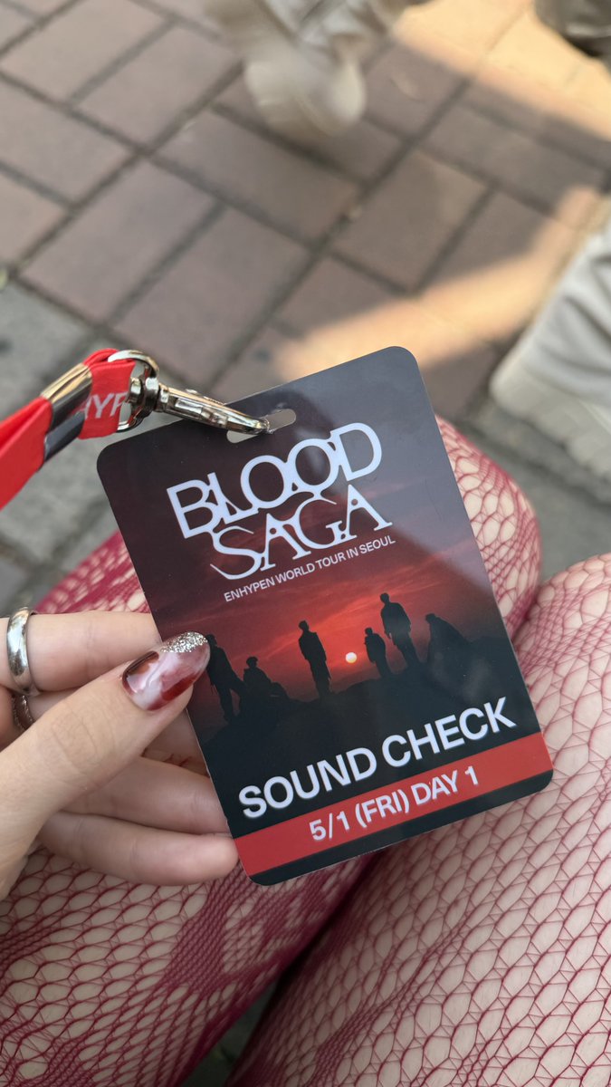 d-day !!!! 🧛❤️‍🔥⚰️🩸 

#엔하이픈 #ENHYPEN
#EN_WORLDTOUR_BLOODSAGA #BLOODSAGA_IN_SEOUL
