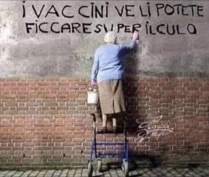 RadioUe57170's tweet photo. ORGOGLIOSAMENTE #NOCAVIE 🤮@MinisteroSalute @Quirinale @RobertoBurioni @Cartabellotta @WRicciardi @robersperanza @ProfMBassetti @ilariacapua @DAVIDPARENZO @lucatelese … e tutti i servi scribacchini giornalari #provax scienziatih a loro insaputa https://t.co/lOTKev0YaQ