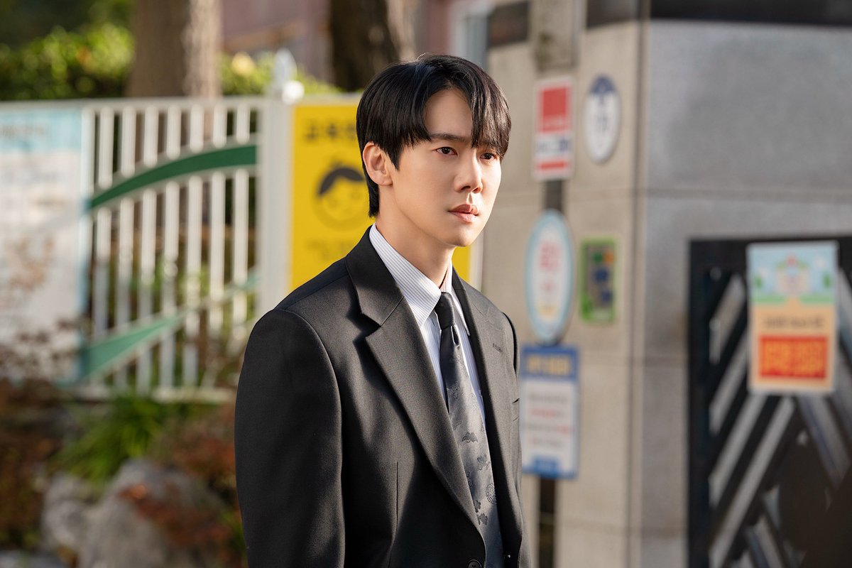 kkbyss_official's tweet image. [#PHOTO]
[유연석] &amp;lt;신이랑 법률사무소&amp;gt; 13, 14회 비하인드
💌 blog.naver.com/kkbyss/2242715…

#유연석 #YooYeonSeok 
#신이랑법률사무소 #PhantomLawyer
#신이랑