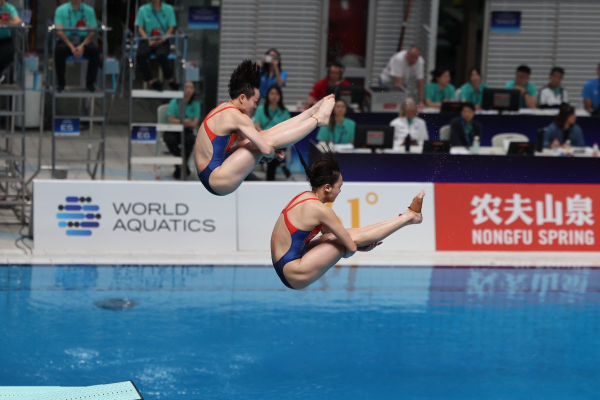 CGTNSportsScene's tweet image. 🇨🇳🔥#China’s Chen Yiwen &amp;amp; Chen Jia take gold in the women’s 3m synchro at the #DivingWorldCup Super Final in #Beijing.

🏆Five dives, all 1st place, total 331.05 PTS.

🤟China’s 2nd gold of the finals after Wang Zongyuan &amp;amp; Zheng Jiuyuan’s men’s 3m synchro win.