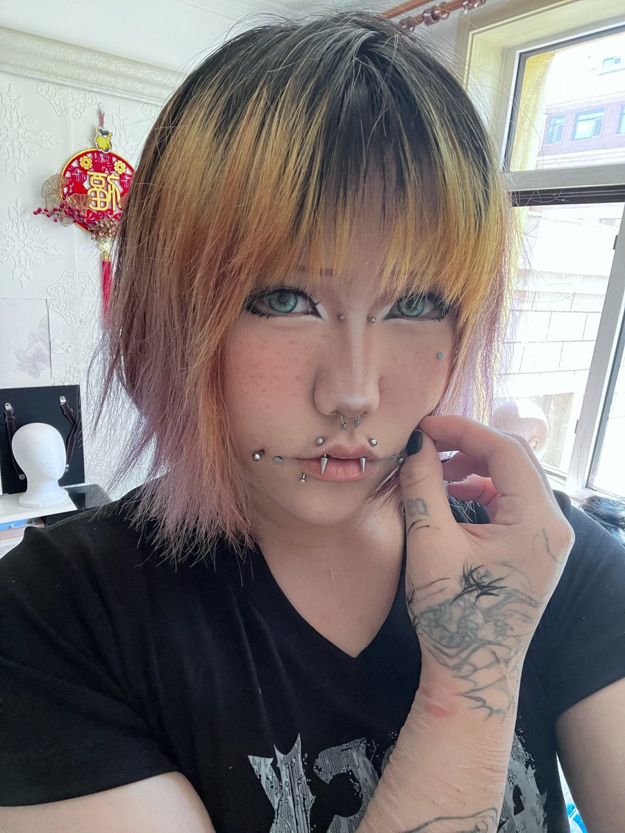 神弑愛人 tweet media