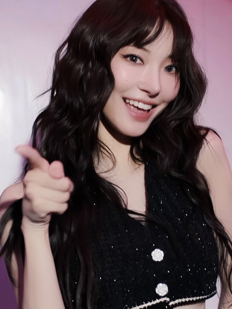 JanJingjing Thailand tweet media