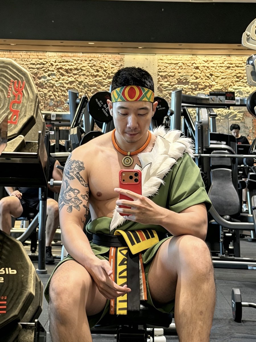 MonkeyKingPhysique tweet media