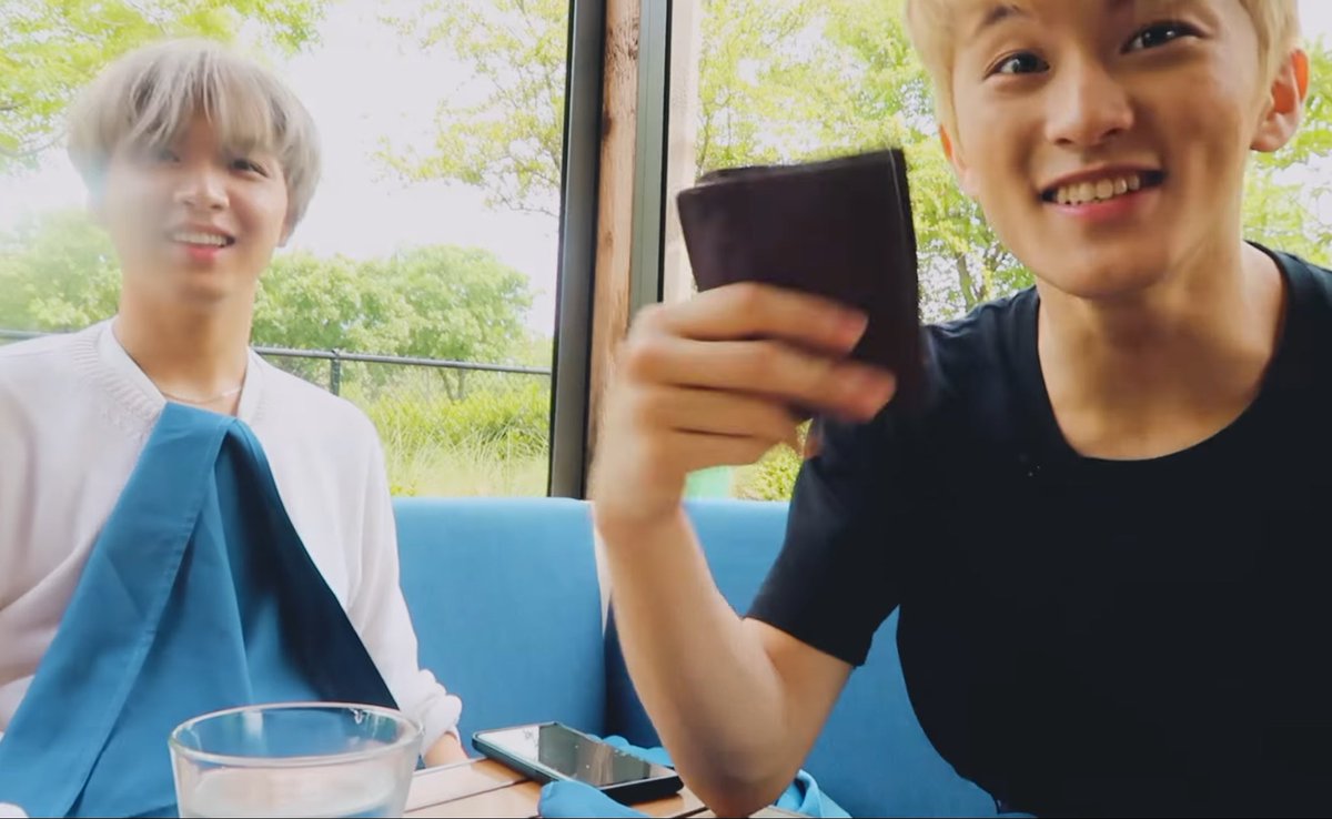 핑쿠 — vhdpqj clfemfla tweet media