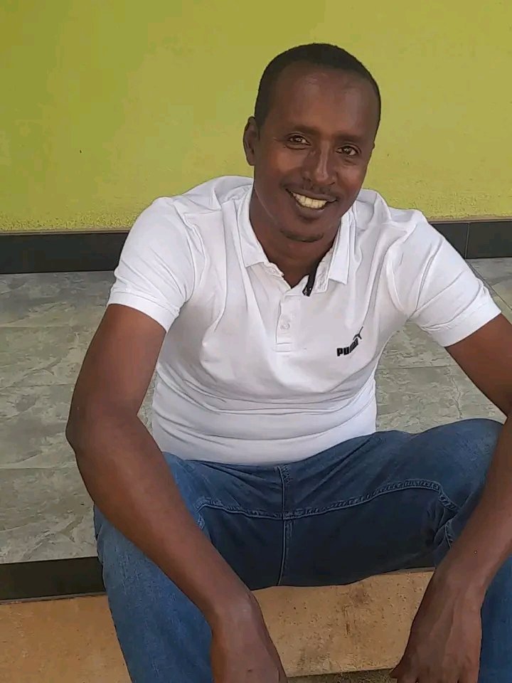 GebinoKelkay's tweet image. If you stand for reality no one stand behind you Yacob you are our hero even if your are not with us today.RIP
facebook.com/10006984417895…
#natnaelmekonnen7
#Jawar_mohammed
#EBC#martinplaut
#human right#IOM
#journalizim##getutemesgen