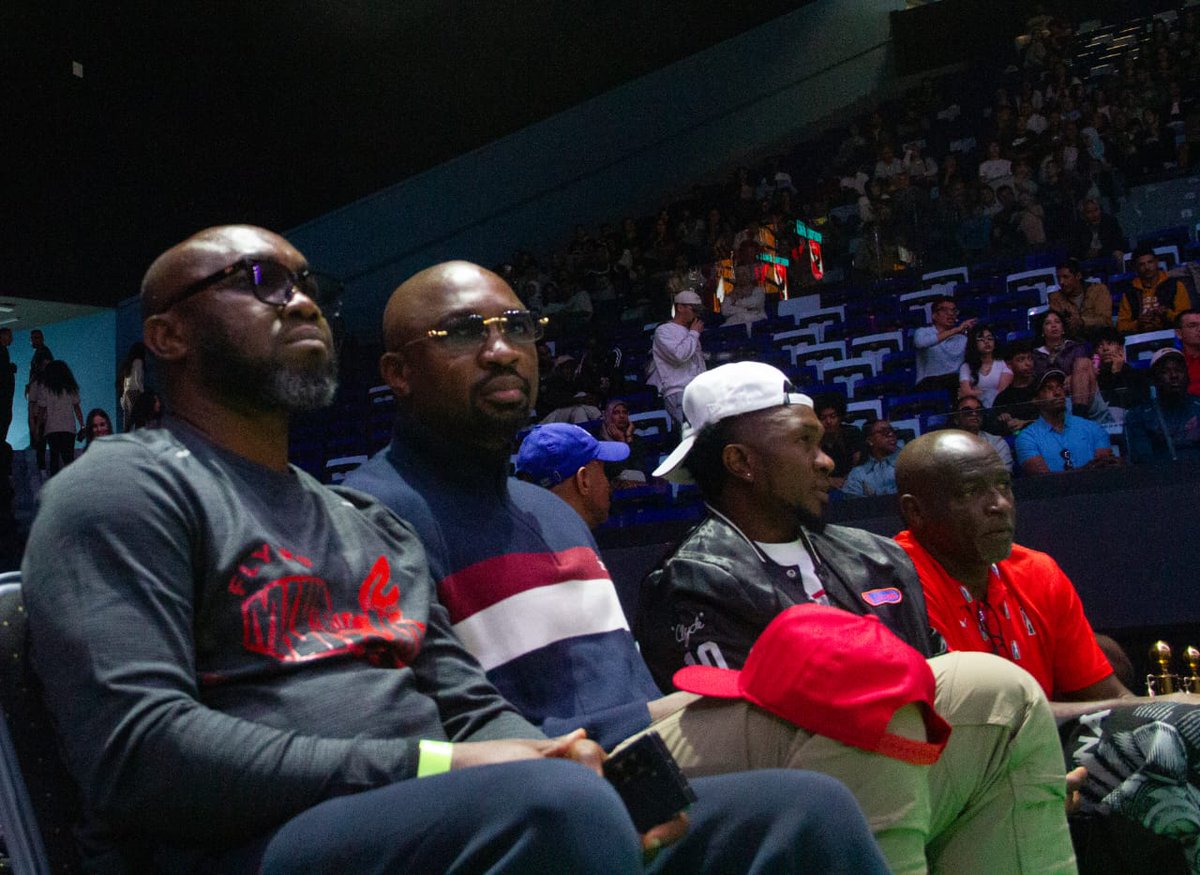 faeren_george's tweet photo. IGOCHE MARK BACKS MAKTOWN FLYERS, REAFFIRMS COMMITMENT TO NIGERIAN BASKETBALL.
#IGOCHEMARK2026 #IGforNBBFPresident #IGOCHEMARKFORNBBFPRESIDENT #NEWFACEOFNIGERIANBASKETBALL https://t.co/sr43ueeENH