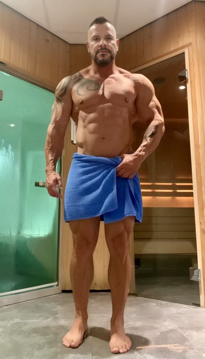 roidedmusclelover tweet media