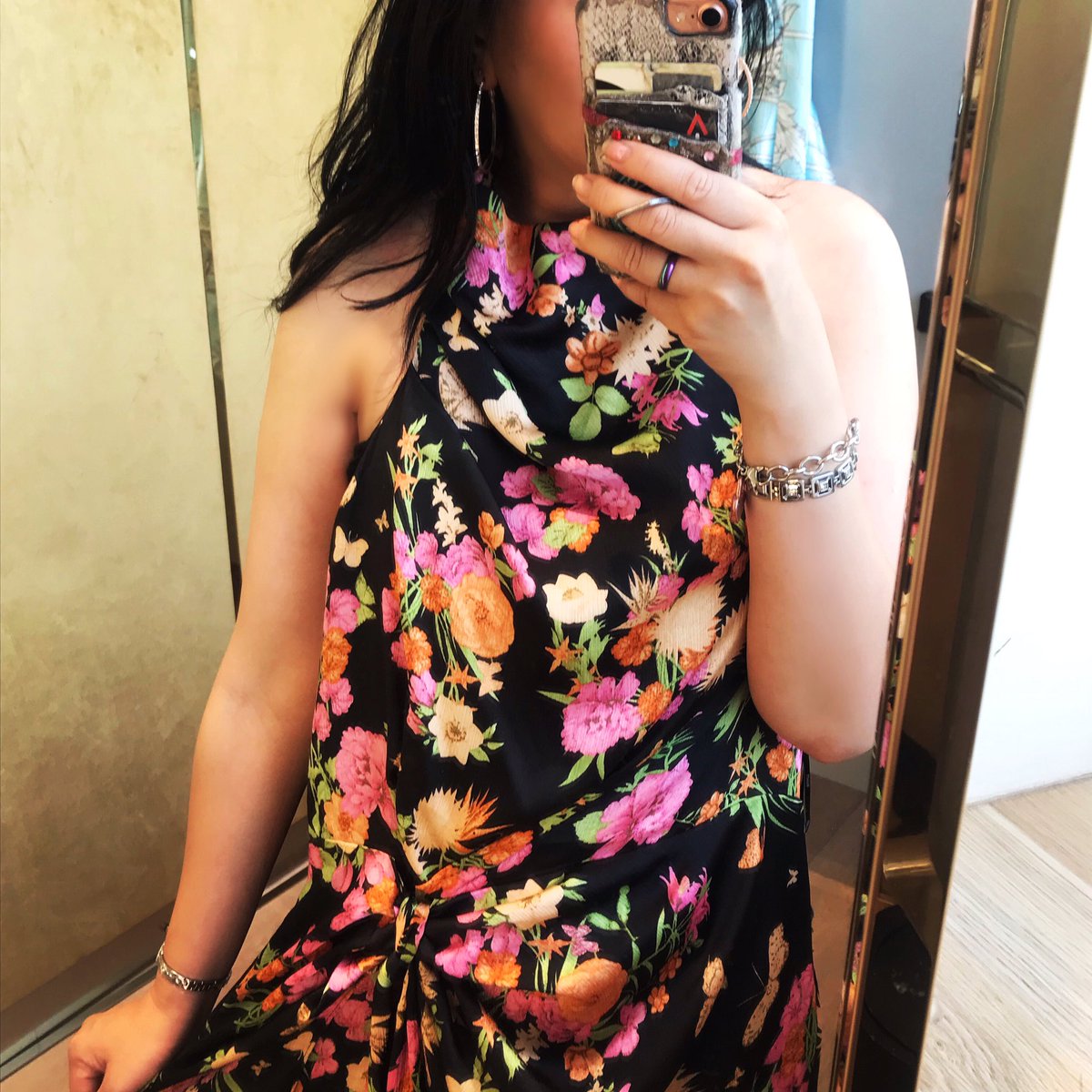 sngo1982's tweet image. a #selfie in a pretty floral dress by Elliatt #Melbourne 💋💐👗✨