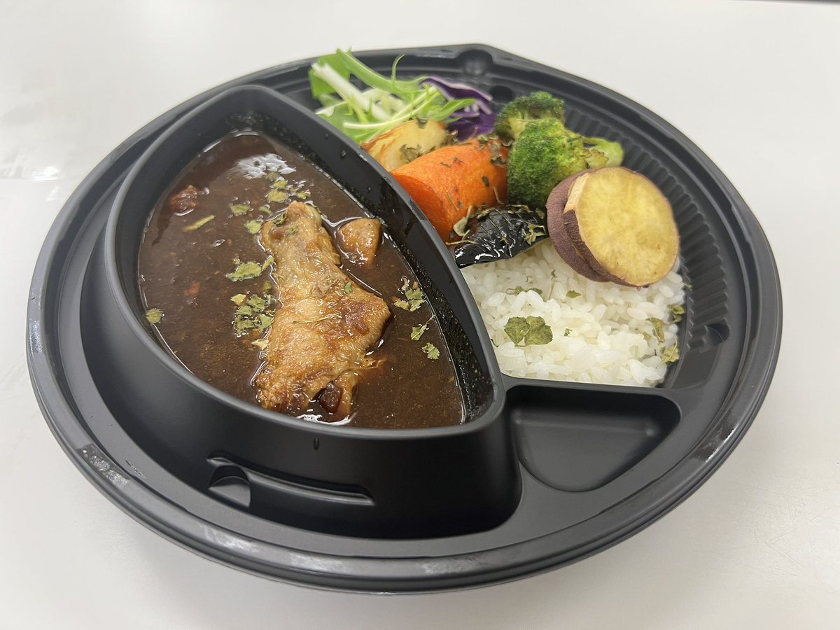 カレー細胞 tweet media