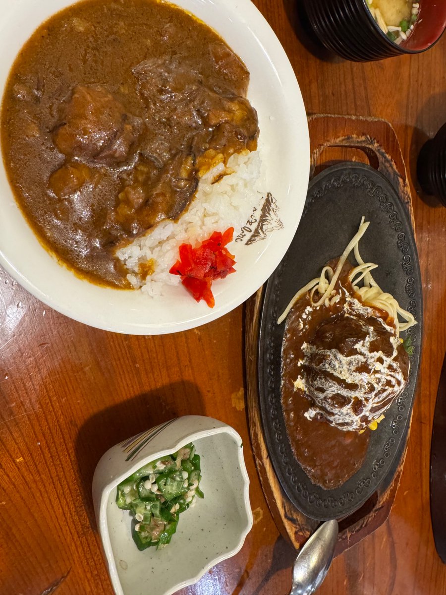 浅草にいたので久しぶりにモンブランでランチを食べました。街の洋食屋って味で好きです。
